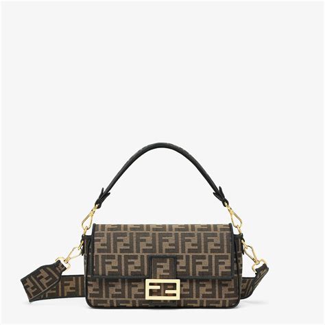 fendi baguette bag